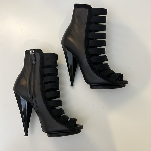 GUCCI Olimpia Elastic Ladder Strap High Heel Bootie Size 36.5 Black - Picture 13 of 13